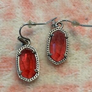 Kendra Scott Elle Silver and Berry Pink Drop Earrings